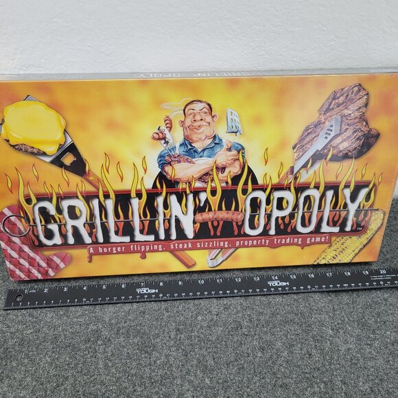 Grillin'-opoly Monopoly Style Board Game SEALED USA Outdoor Cookout BBQ Theme - Picture 1 of 11